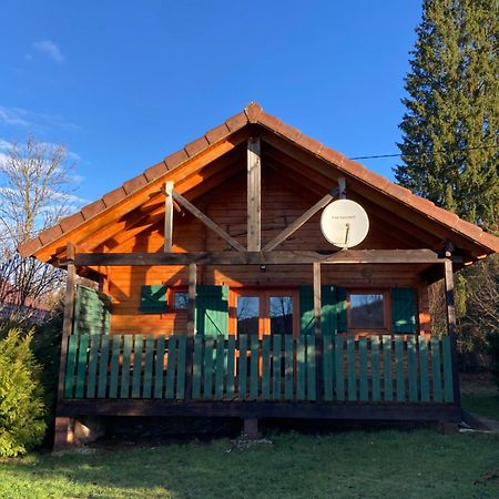 Camping-Chalets La Faviere Lac des Rouges Truites Esterno foto